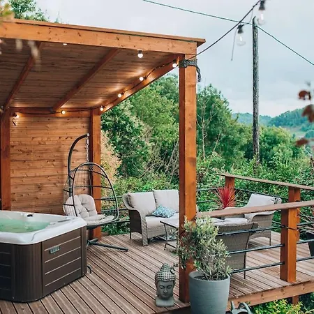 Apartment Adn & Ablon